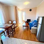 Dawn Park Deluxe 3 Floor 阳光海滩