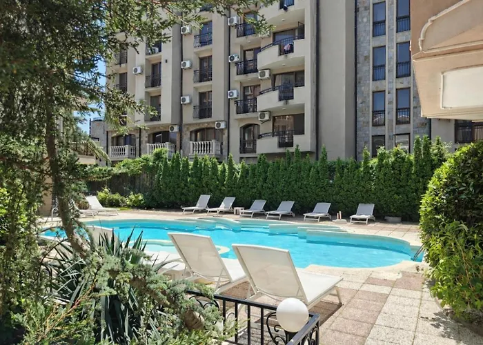 Dawn Park Deluxe 3 Floor *