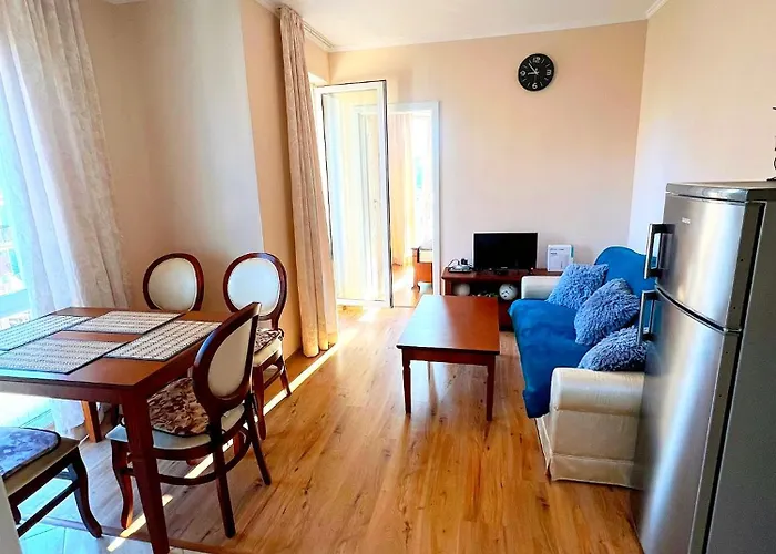 Dawn Park Deluxe 3 Floor Slantchev Briag